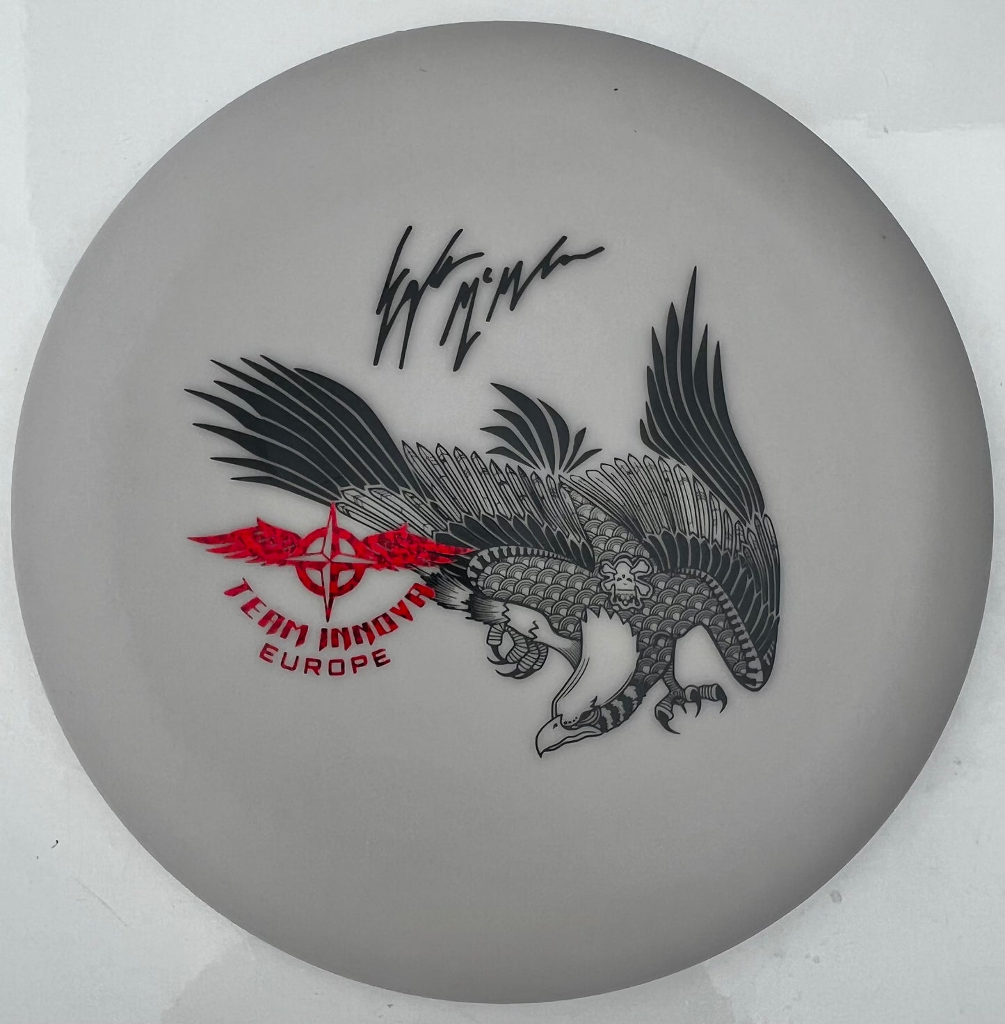 Discmania - Team Innova Eagle McMahon Crushboys Black Ink D-line P2